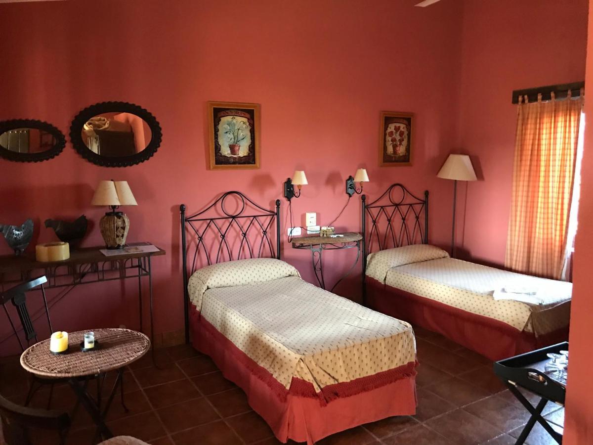 Posada Rural La Corbera Utrera Extérieur photo